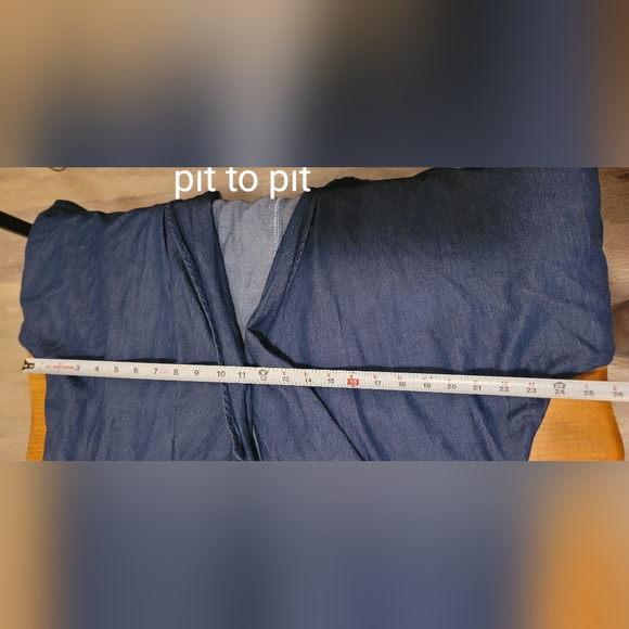 100% Cotton 1 Sunset Lane Womens Blue Denim Long Open Front Jacket Sz Med - Picture 12 of 13